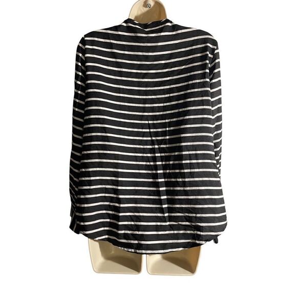 🖤🌟CALVIN KLEIN top 🌟🖤 - Picture 3 of 7